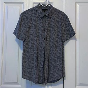 John Varvatos casual button up short sleeve shirt